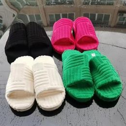 Slippers 2022 Fashion Outdoor Open Toe Solid Colour Women's Sandals Corduroy Flat Ladies Slides Flip Flops Non-Slip Home