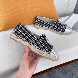 Luxus-Damenschuh-Slipper-Sandale, lässig, besticktes Lammleder-Schuhwerk