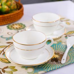 Cups Saucers Jingdezhen European Porcelain Espresso Ceramic Creative Breakfast Reusable Trays Tea Cup Set Tasse Coffee Items