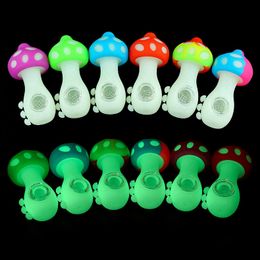 Colourful Silicone Mushroom Style Pipes Glow In Dark Herb Tobacco Oil Rigs Glass Porous Hole Philtre Bowl Handpipes Smoking Cigarette Holder Tube Wholesale DHL