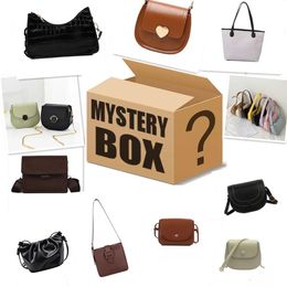 Designer Handbag Men Women Shoulder Bags Messenger purse Lucky Boxes One Random Boxs Mystery Blind Box Gift for Holidays Birthday 283I