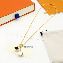 Europe America Fashion Style Game On Necklace Men Lady Women Gold-colour Metal With V Initials Enamel Dice Pendant Chain MP2914