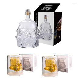 Hüftflächen Sturmtruppen Weinkern 750 ml Vintage Spirituosenflasche Doppelschichtige Glasbecher Whisky Geschenke für Männer