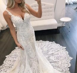 Wunderschönes Spitzen-Meerjungfrau-Hochzeitskleid, sexy rückenfreie Spaghetti-Brautkleider mit langem Zug und 3D-Applikationen, Western Garden Boho-Roben 2023