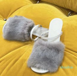 2022 Novo inverno Nice First Women Sandals Sapatos Strap Senhora de cor dourada em forma de F-Sculpted Salto