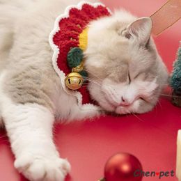 Dog Apparel Cuatom Cute Christmas Pet Cat Puppy Accessories Red Cloak With Bells Handmade Wool Collar Tree Cap