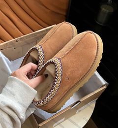 Chinelos Tasman Chinelos de Pele Castanha Pele de Ovelha Shearling Tazz Classic Mules Feminino Homens Ultra Mini Bota Plataforma Sapatos Deslizamento Camurça Superior Conforto Outono Inverno UGGity