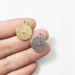 Charms Eruifa 20pcs 15mm Nice Coin With Hand Zinc Alloy DIY Pendant Jewellery Handmade 2 Colours