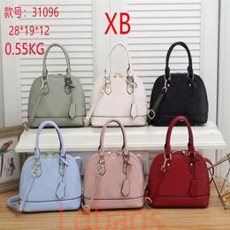 High Quality Alma Bb Fashion Women Shoulder Bags Chain Messenger Bag Leather Handbags Shell Wallet Purse Ladies Cosmetic Crossbody312R