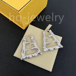 Pearl Earrings Retro Gold Earring Women New Designer Jewelry Letters Ladies Ear Studs S Earing Nice D F