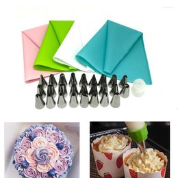 Baking Tools 28pcs Piping Tip Silicone Bag Cookie Device Melting Bean Set Cake Decoration Cupcake Decor Kitchen Tool