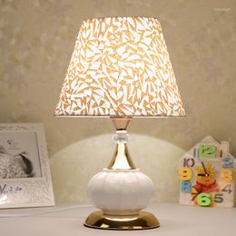 Table Lamps European Ceramic Remote Bedroom Bedside Lamp Dimming Living Room Decoration Personality Study Desk ZA623 ZL50