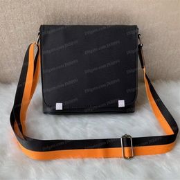 Top Quality Designer Business Fashion Men Shoulder Bag Crossbody PU Leather Classic Messenger Bags Casual Handbags Mens Purses252B
