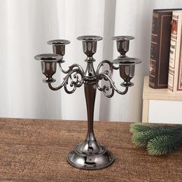 Candle Holders European Style Romantic Metal Candlestick Wedding El Candlelight Dinner Home Decoration Club Retro