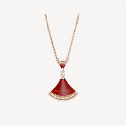 WomensJewelry Shell pendant necklace gem pendants necklace diamond gold Sweat-proof and colorfast ladies fashionHigh Un couple