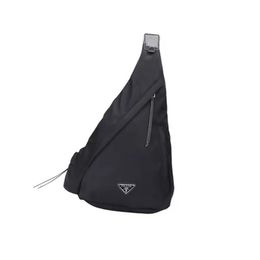 Luxury Shoulder Bags Canvas chest bag Large capacity backpack Fanny pack for men Unisex Casual travel bag Lady Designer Satchel le309f