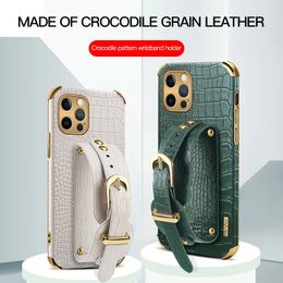 Wrist Strap Crocodile Leather Case For iPhone 15 14 13 12 Pro Mini Max X XS XR 11 Pro SE 7 8 6 6S Plus Stand Holder Phone Cover