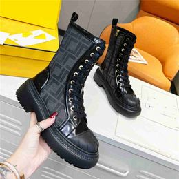 Luxury Design Boots Fendyity Fashion Women Retro Decoration Winter Warm Snow Non slip High Heel Martin Knight Tassel Casual Socks Boots 02-05