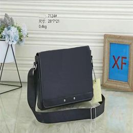 DISTRICT PM High-end famous Classic Men messenger bags cross body School Bag and shoulder Bags wwh43198V