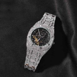 Wristwatches Hip Hop Full Iced Out Men Watches Stainless Steel Mechanical Luxury Rhinestones Quartz Square Business Watch 221230264Q