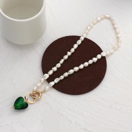 Pendant Necklaces Irregular Natural Freshwater Pearl Chain Necklace For Women Green Glass Love Heart Fashion Jewellery