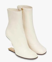 Bottines à talons hauts chaussures de créateur bottes courtes talon incliné sculpté blanc bouts carrés métalliques bottines en cuir de veau à fermeture éclair latérale chaussures d'usine femmes de luxe