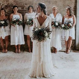 Bohemian Country Wedding Dresses V-Neck Long Sleeve Appliques Lace Backless Beach Boho Beach Plus Size Wedding Dress
