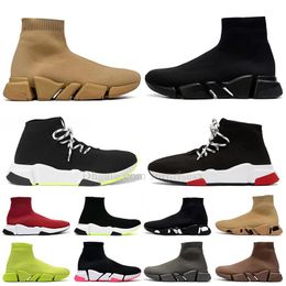 Luxury designer mens womes ankle boots triple black white beige brown chestnut snow boots women university red pink platform sock shoes balencaigas casual sneakers