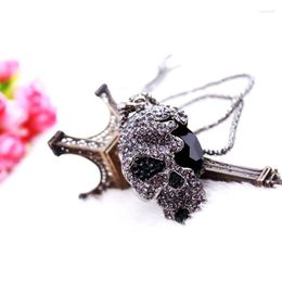 Pendant Necklaces 2022 Kpop Strass Skull Long Sweater Necklace Women Steampunk Rope Chain Skeleton Statement Hip Hop Jewellery