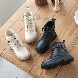 Boots Children Soft-soled Girls Autumn and Winter Warm British Style Boys Leather Student Metal Chain 221101