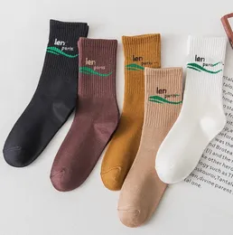 Alphabet Socks Autumn and Winter Colour Matching Mid-Calf Sock Cotton Men and Women Couple Stocking Green Lines Sporty Simplicity Ins