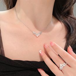 Ins French Niche Design Pearl Inlaid Zircon V-Shaped Necklace Women's Senior Personality Fashion All-Match Collarbone Chain