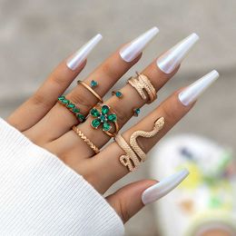 New imitation flower feather snake ring set geometric irregular diamond ring seven piece set