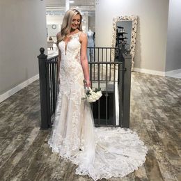 New Off the Shoulder V Neck Mermaid Wedding Dresses Ivory Lace Applique Sleeveless Backless Champagne Lining Bridal Gowns