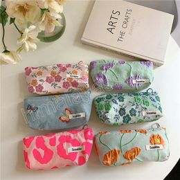 Fresh Simple Relief Flowers Print Stationery Pencil Case Portable Canvas Cosmetic Bag Student Storage Travel Toiletry Wash Bags