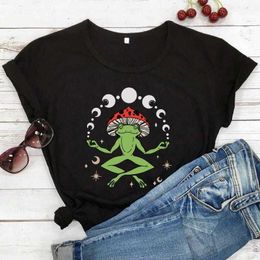 Cottagecore Frog Colored T-shirt Womens T Shirt Funny Mushroom With Yoga Pose