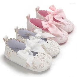 First Walkers Summer Fashion Born Pink Baby Non-slip Cloth Bottom Girls Elegant Breathable Leisure Walking Shoes