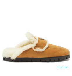 Winter warm slipper luxury designer flat shoes woman Triangle logo-plaque shearling backless loafer Lug rubber Sole 35-42