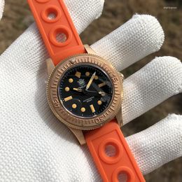Wristwatches STEELDIVE 62Mas Mens Automatic Watches Men Dive Watch Bronze Mechanical Wristwatch 300m Waterproof BGW9 Luminous Sapphire