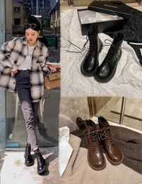 Stivali Martin moda donna in pelle piena autunno inverno nuovo semplice fondo piatto corto Stivaletti firmati Scarpe testa tonda allacciata coreana