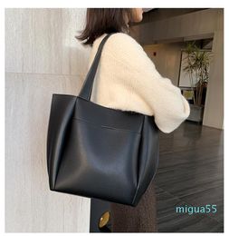 2022 new fashion European Classics style leather ladies handbag women bag with front pocket top quality