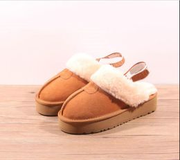 Le donne di design aumentano le pantofole da interno neve morbide, la pelle di pecora comode mantieni stivali da peluche per scivoloni caldi invernali Bellissima EUR35-43 MA