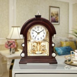 Table Clocks Home Clock Craft Turntable Retro Creative Mute Sweep Second Desk Decoration Quartz