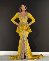 Золотая длинная рукава русалка вечерние платья 2023 Элегантные v -шейные кружевные аппликации плюс размеры формальные платья для выпускного вечера