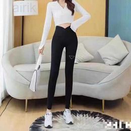2023 New Women's Sweatpants Workout Triangle Pattern Leggings Women's Yoga Slim-fit Leggings Tights With Letter Printed New Waist Designer Women's Pants