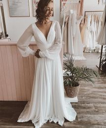 Chiffon Wedding Dress A-Line Long Sleeve Pleat Women For V-Neck Gorgeous Court Train Bridal Gowns Simple Beach Graceful Robe De