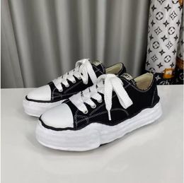 Scarpe Scarpe da ginnastica da basket Appartamenti Designer Calzature di fabbrica Unisex Tela Pelle Stringate Punta sagomata Berretto in gomma di lusso Mmy Maison Mihara Yasuhiro Hank Originale