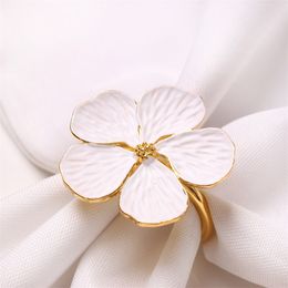 Plum Blossom Flowers Napkin Ring Holders Wedding Party Banquet Thanksgiving Halloween Dinner Table Floral Serviette Buckles