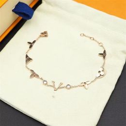 Роскошный браслет женщина ювелирные изделия Love Charms Bracelets Designer Cjeweler Anniversary Classic Pack Accessories Accessories Chains Bracelets Дизайнеры для женщин