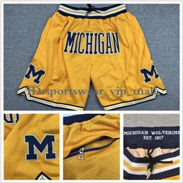 Hombre NCAA Michigan Wolverines Shorts EST 1817 Retro Bordado al aire libre Basketball Shorts Amarillo Navy314N